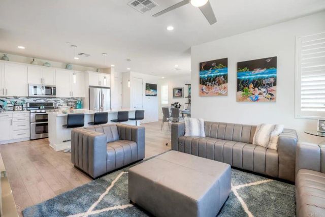 1254 Via Candelas, Oceanside, CA 92056