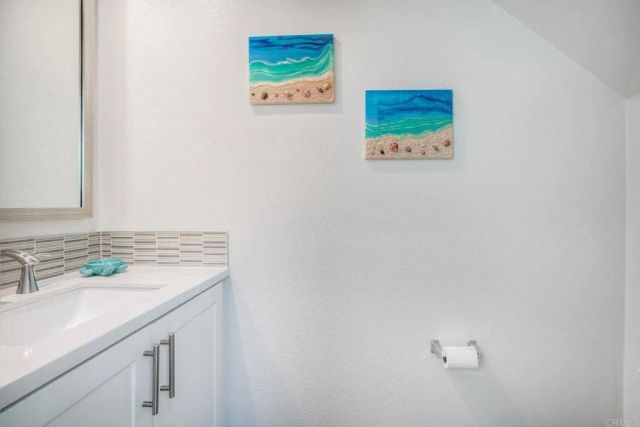 1254 Via Candelas, Oceanside, CA 92056