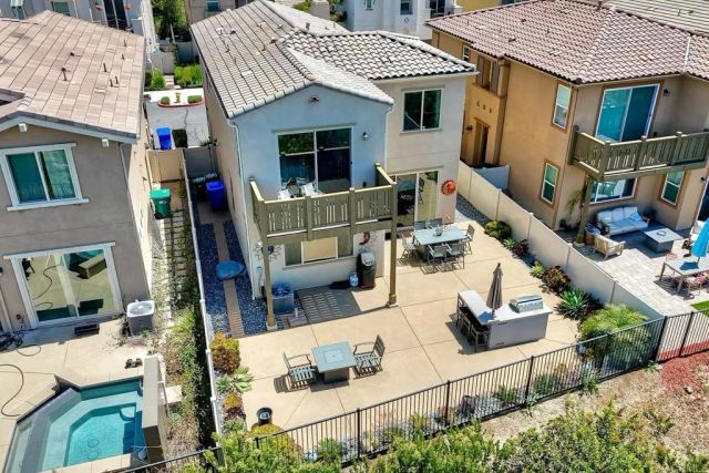 1254 Via Candelas, Oceanside, CA 92056