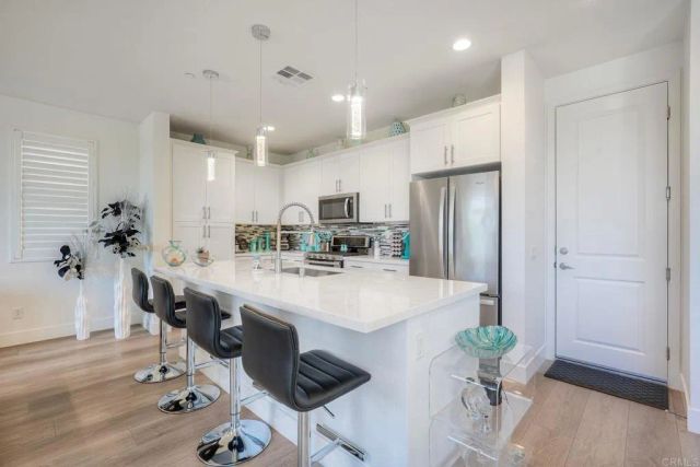 1254 Via Candelas, Oceanside, CA 92056
