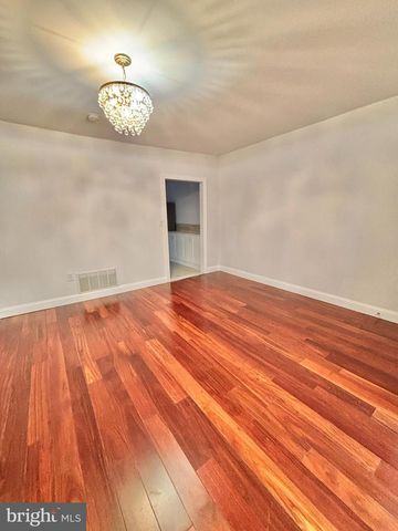 7013 COTTAGE ST, Philadelphia, PA 19135