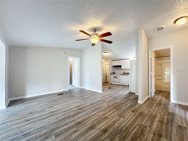 5268 ROCK DOVE LOOP, Lakeland, FL 33810