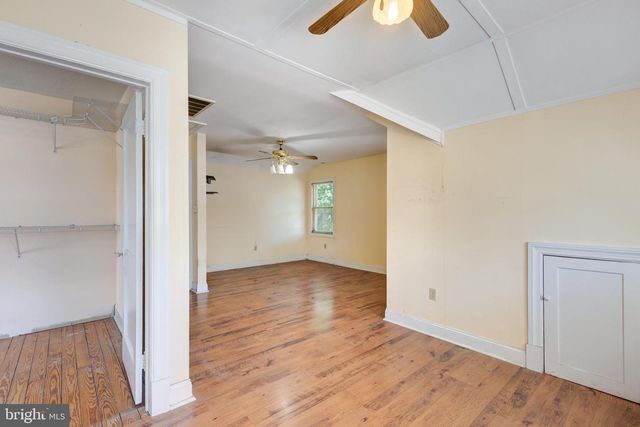 4928 LEEDS AVE, Baltimore, MD 21227