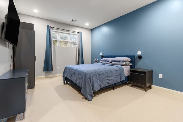 188 Summer St 3, Weymouth, MA 02188