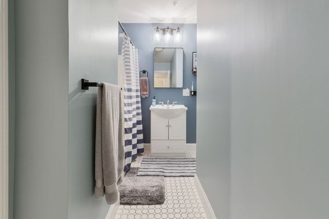 188 Summer St 3, Weymouth, MA 02188