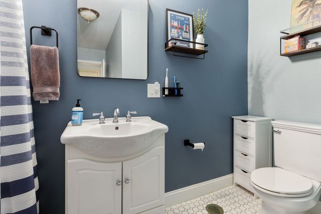 188 Summer St 3, Weymouth, MA 02188