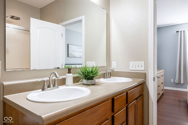 7811 Meadow Rue Road, Noblesville, IN 46062