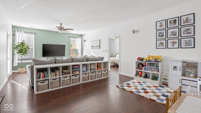 7811 Meadow Rue Road, Noblesville, IN 46062