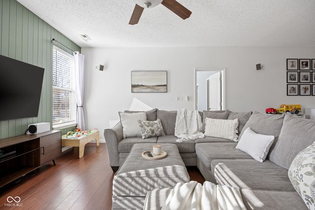 7811 Meadow Rue Road, Noblesville, IN 46062