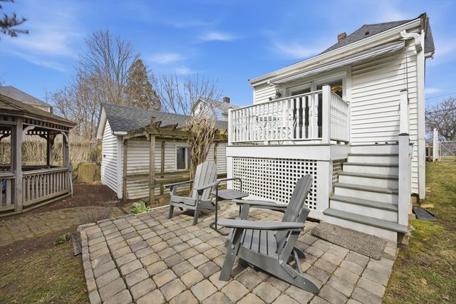202 Kendrick Ave, Quincy, MA 02169