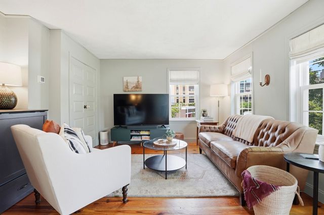 4 Short Street Place, Boston, MA 02129