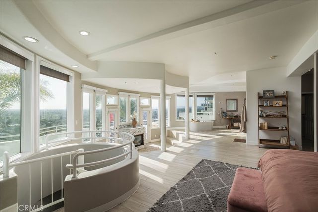 12286 Circula Panorama, North Tustin, CA 92705