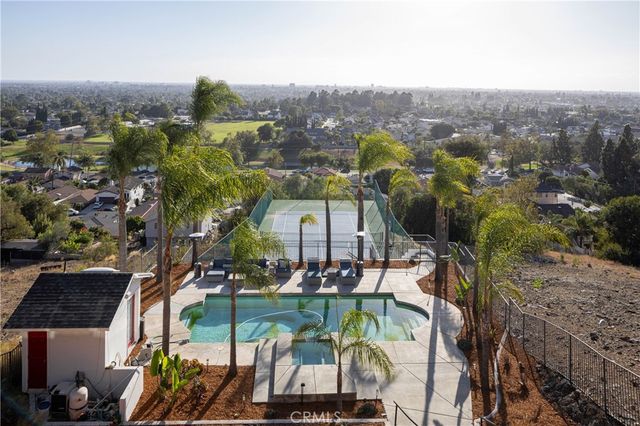 12286 Circula Panorama, North Tustin, CA 92705