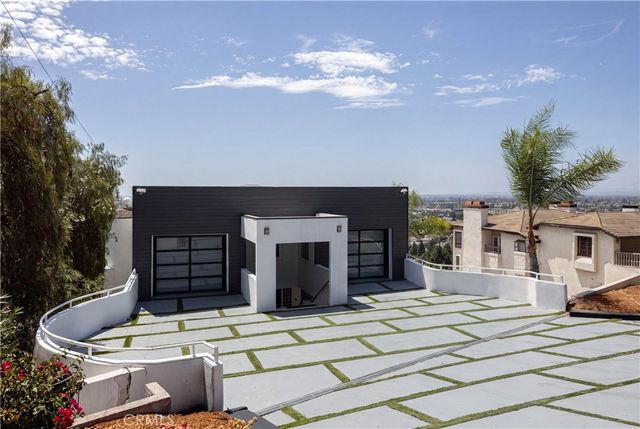 12286 Circula Panorama, North Tustin, CA 92705