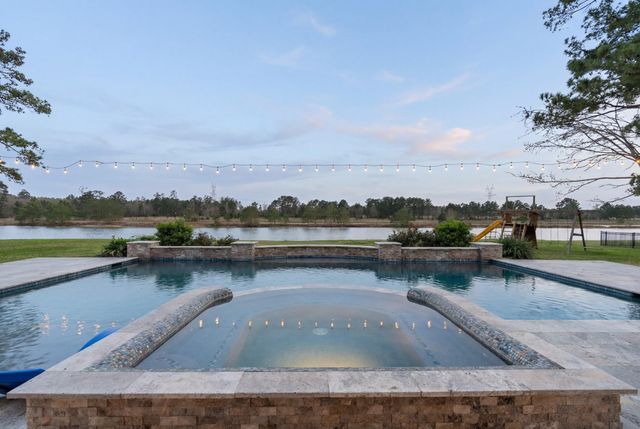 32726 Tall Oaks Way, Magnolia, TX 77354