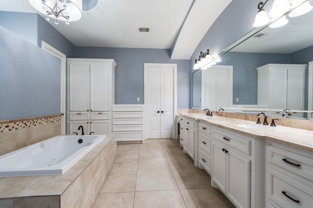 32726 Tall Oaks Way, Magnolia, TX 77354