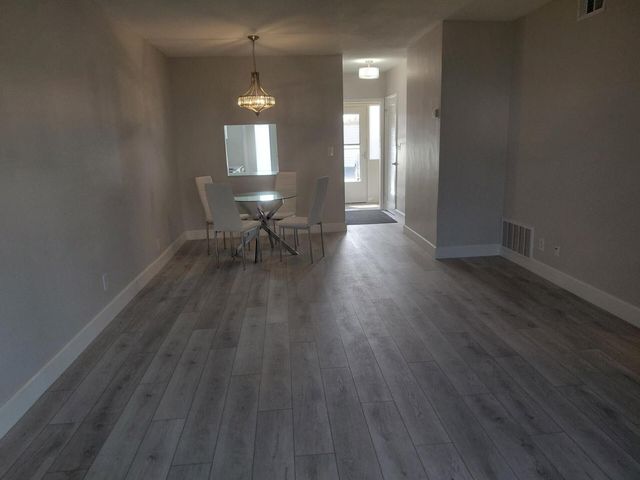 1951 NE 39th Street 127, Lighthouse Point, FL 33064