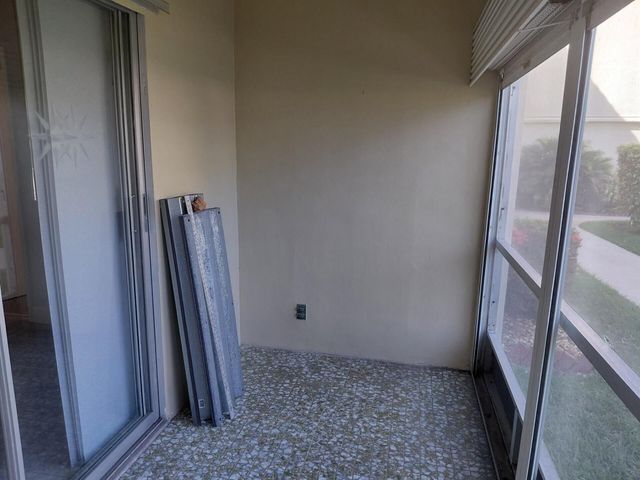 1951 NE 39th Street 127, Lighthouse Point, FL 33064