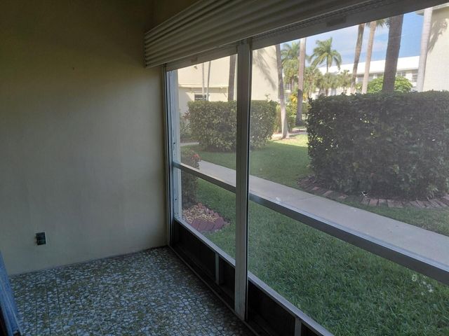 1951 NE 39th Street 127, Lighthouse Point, FL 33064