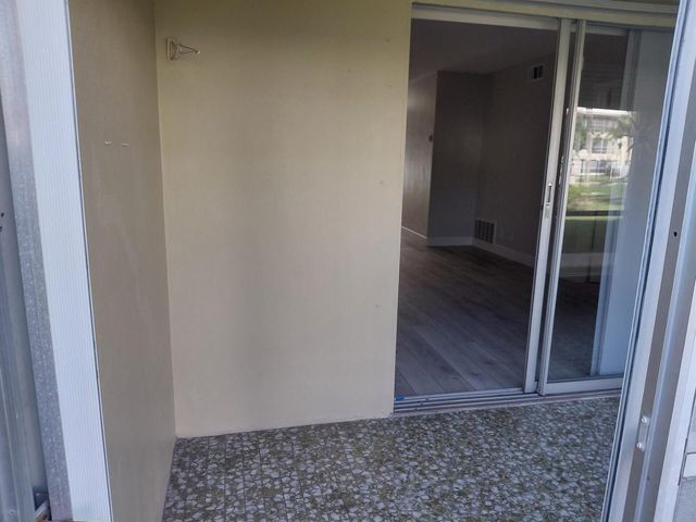 1951 NE 39th Street 127, Lighthouse Point, FL 33064