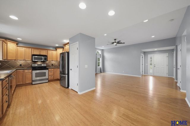 1823 SW 38th Street, Lincoln, NE 68522