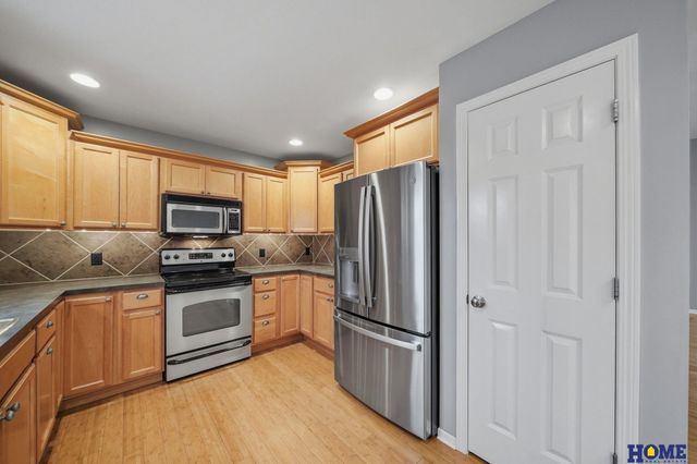 1823 SW 38th Street, Lincoln, NE 68522