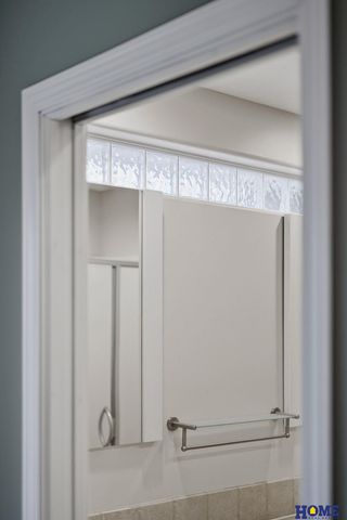 1823 SW 38th Street, Lincoln, NE 68522