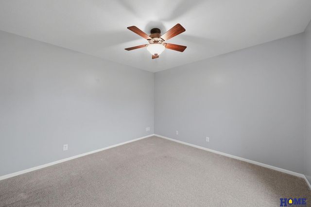 1823 SW 38th Street, Lincoln, NE 68522