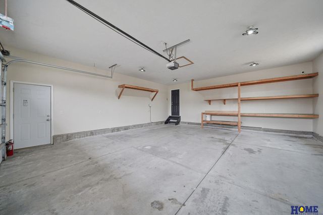 1823 SW 38th Street, Lincoln, NE 68522