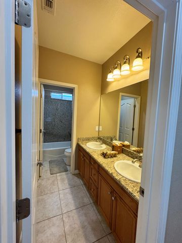 188 S Pacifico St, Tracy, CA 95391