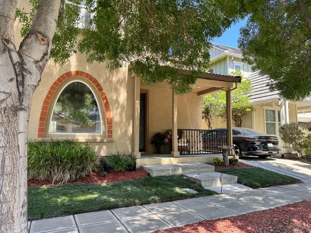 188 S Pacifico St, Tracy, CA 95391