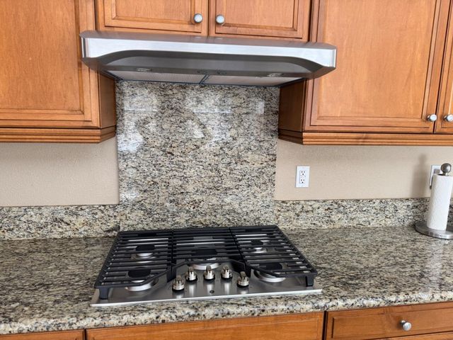 188 S Pacifico St, Tracy, CA 95391