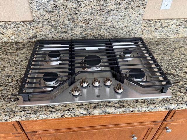 188 S Pacifico St, Tracy, CA 95391