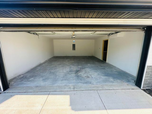 1505 SILVER Lane, Carter Lake, IA 51510