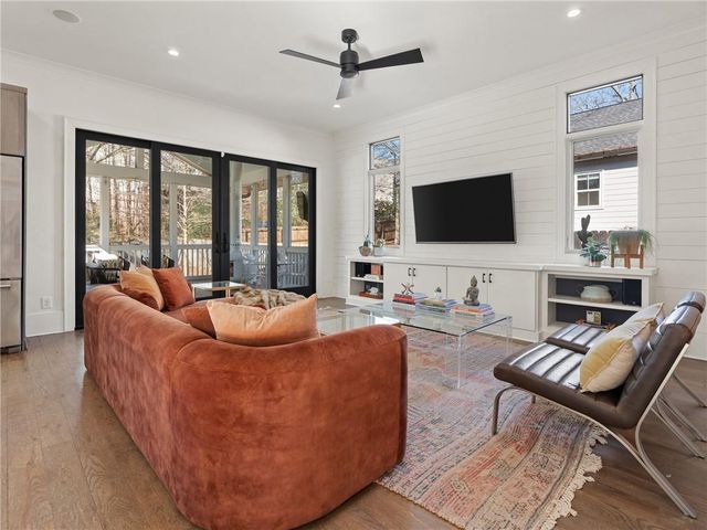 109 Hood Circle, Decatur, GA 30030