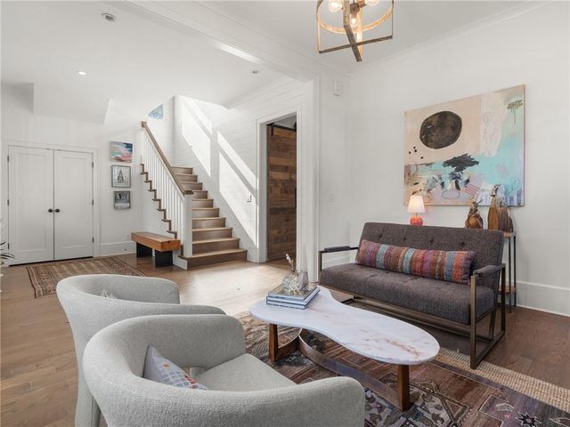 109 Hood Circle, Decatur, GA 30030