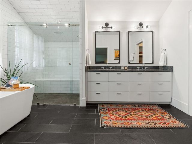 109 Hood Circle, Decatur, GA 30030