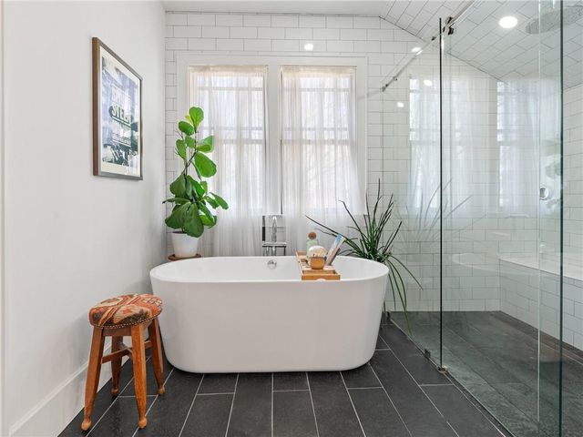 109 Hood Circle, Decatur, GA 30030