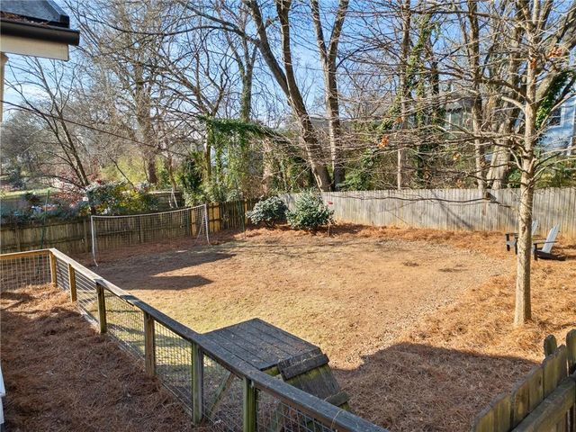 109 Hood Circle, Decatur, GA 30030