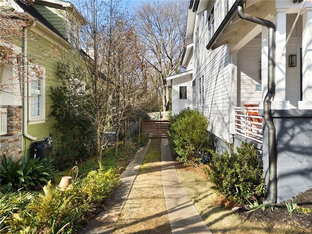 109 Hood Circle, Decatur, GA 30030