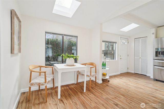 1420 N 50th Street, Seattle, WA 98103