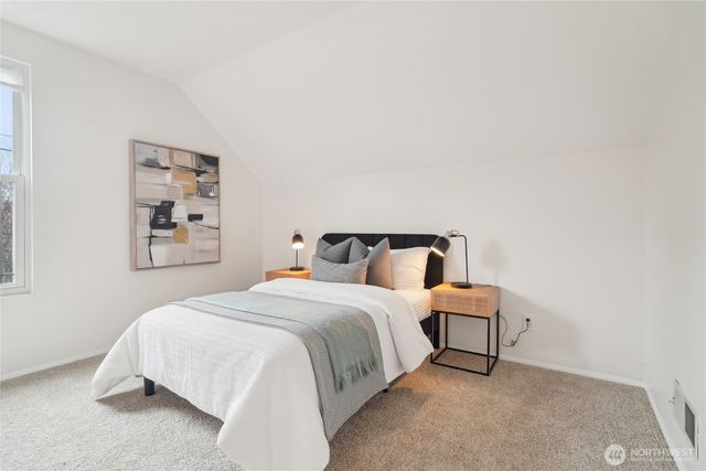 1420 N 50th Street, Seattle, WA 98103