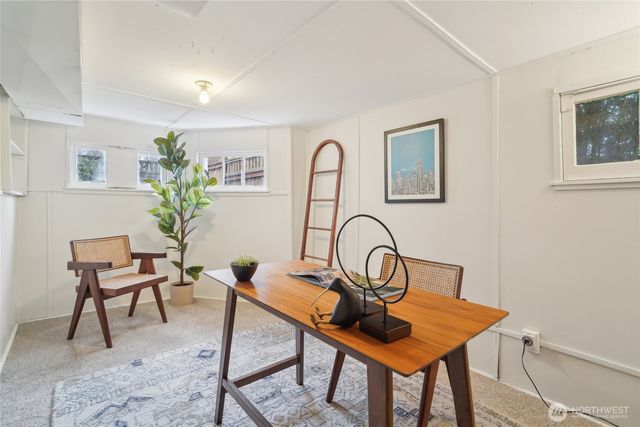 1420 N 50th Street, Seattle, WA 98103