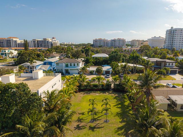 255 NE 3rd Street, Boca Raton, FL 33432
