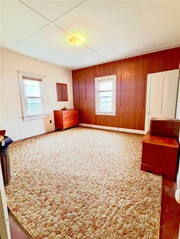 51 Underwood Lane, Middletown, RI 02842