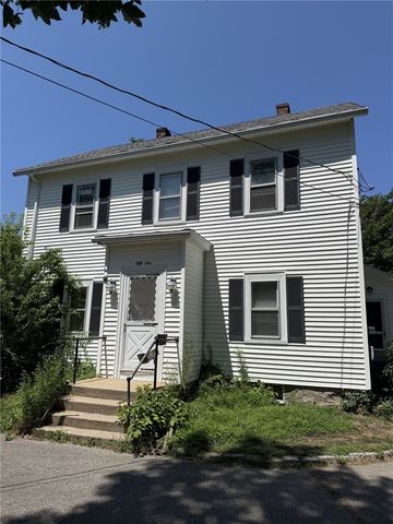 51 Underwood Lane, Middletown, RI 02842