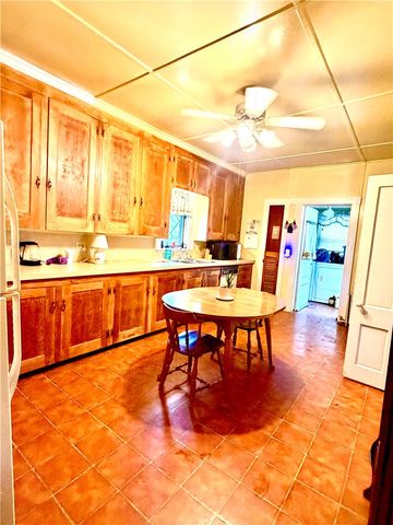 51 Underwood Lane, Middletown, RI 02842