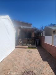 2016 N Screenland, Burbank, CA 91505