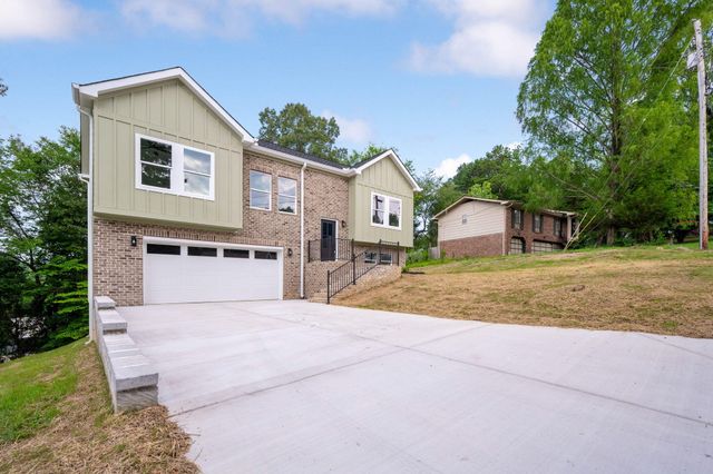 414 Peyton Drive, Hixson, TN 37343