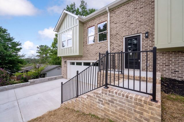 414 Peyton Drive, Hixson, TN 37343